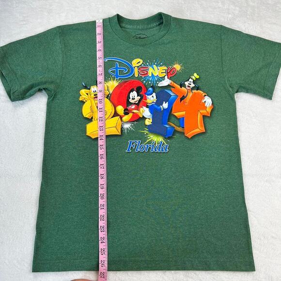 Disney Florida 2014 Puffy Graphic character green t-shirt Size Medium - Picture 4 of 6